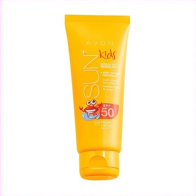 Crème Solaire Enfant Avon SPF50 Multivitaminée - Résistante à L'eau - Neuf Sous Emballage - Origine Pologne