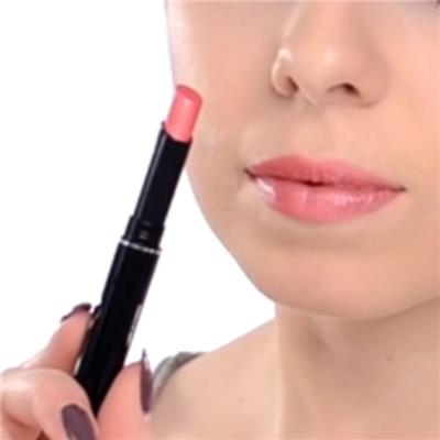 Rouge à lèvres rose longue tenue Avon Ultra Beauty Lasting Pink