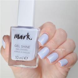 Vernis à ongles bleu ciel Rain Washed Avon Gel Shine Mark